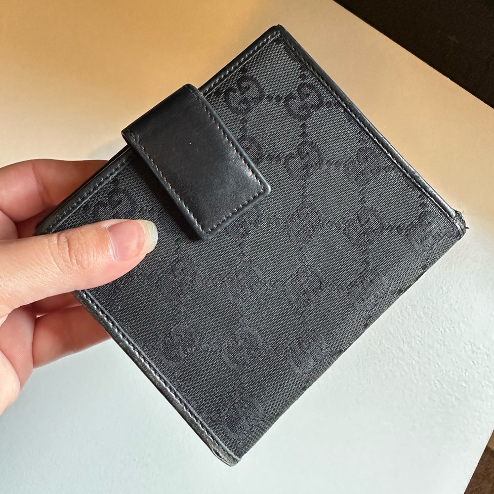 Gucci Compact Wallet - Picture 7 of 12